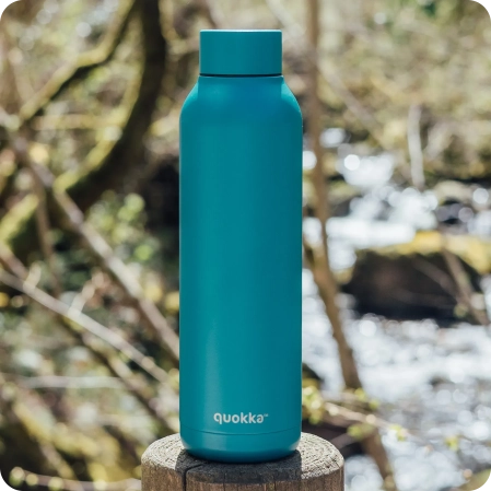 QUOKKA BOTELLA TERMO ACERO INOXIDABLE SOLID MIDNIGHT GREEN 630 ML