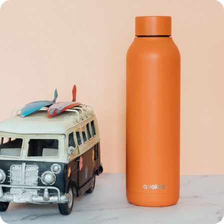 QUOKKA BOTELLA TERMO ACERO INOXIDABLE SOLID PAPAYA ORANGE 630 ML