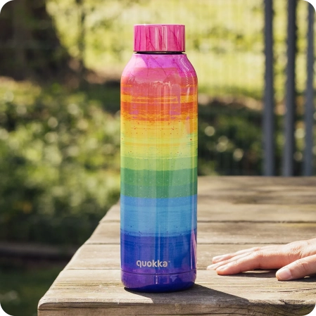 QUOKKA BOTELLA TERMO ACERO INOXIDABLE SOLID RAINBOW 630 ML