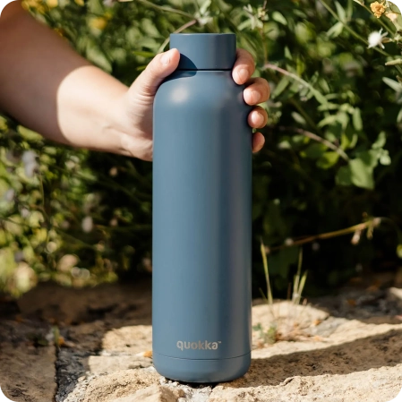 QUOKKA BOTELLA TERMO ACERO INOXIDABLE SOLID STONE BLUE 630 ML