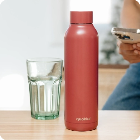 QUOKKA BOTELLA TERMO ACERO INOXIDABLE SOLID FIREBRICK RED 630 ML