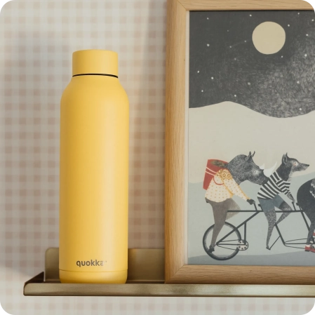 QUOKKA BOTELLA TERMO ACERO INOXIDABLE SOLID LIGHT YELLOW 630 ML
