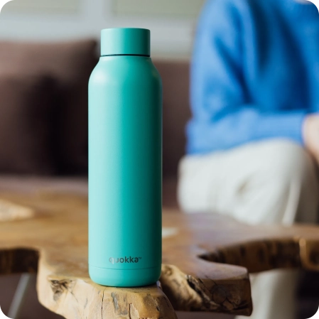 QUOKKA BOTELLA TERMO ACERO INOXIDABLE SOLID JADE GREEN 630 ML