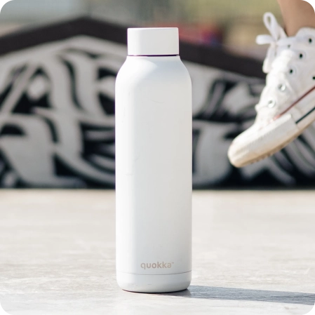 QUOKKA BOTELLA TERMO ACERO INOXIDABLE SOLID WHITE 630 ML